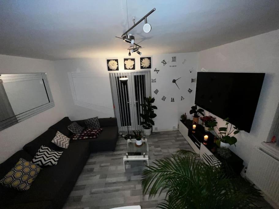 1-bed Flat With Fast Wi-fi In Prime Location 15mins From Londra