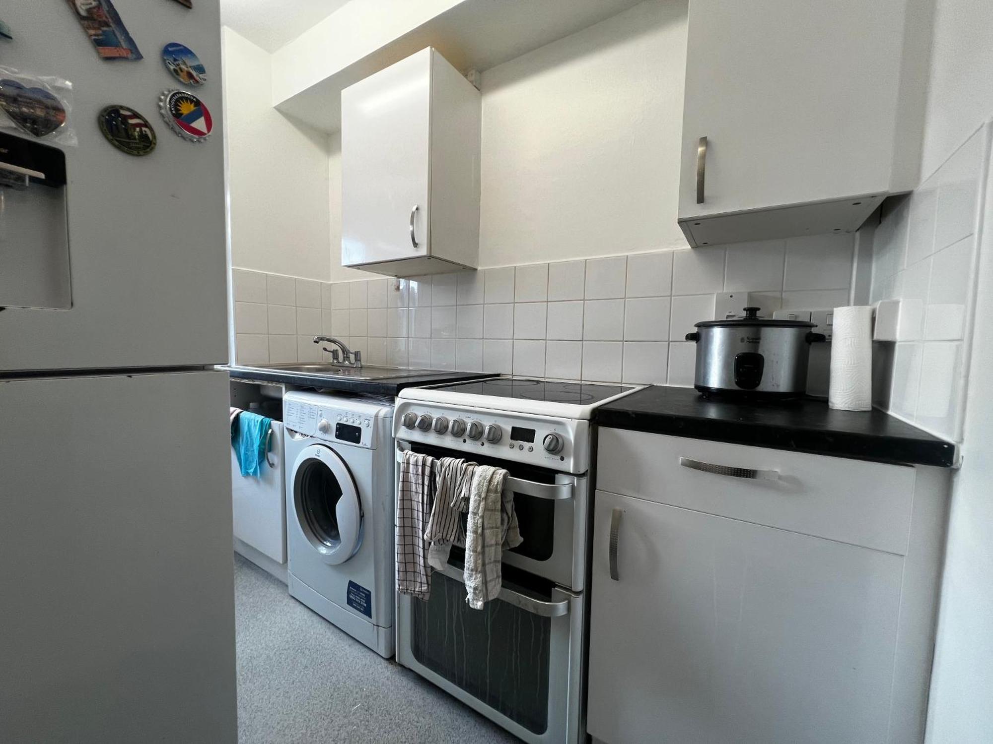 1-bed Flat With Fast Wi-fi In Prime Location 15mins From Appartamento *